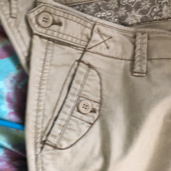 Maurice’s women’s size 7/8 khaki pants - Picture 2 of 5